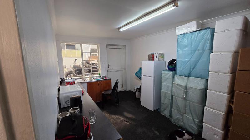 Commercial Property for Sale in Elsies River Industrial Western Cape
